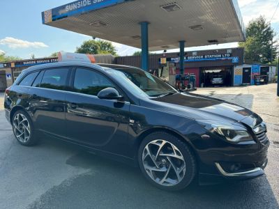 Vauxhall Insignia 2.0 CDTi [163] SRi Vx-line Nav 5dr Auto Estate Diesel Black at R & J Car Sales Limited	 Halifax